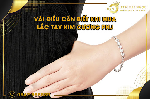 PNJ Kim Tài Ngọc Diamond: 
Hãy tìm hiểu về PNJ Kim Tài Ngọc Diamond - bộ sưu tập trang sức đậm chất Việt. Những viên kim cương tinh xảo được chọn lựa kỹ càng và kết hợp với thiết kế độc đáo, mang đến cho bạn cảm giác sang trọng và thanh lịch.