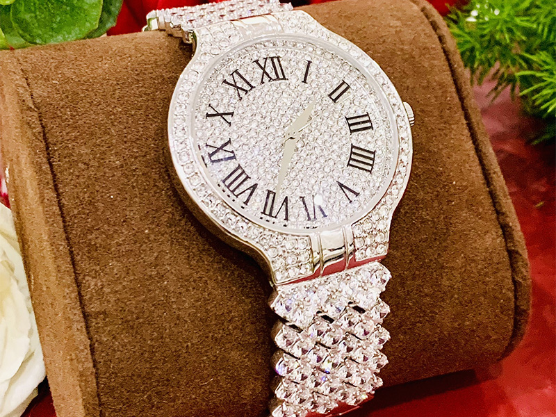 Đồng hồ đính kim cương nhân tạo đẳng cấp sang trọng - JEMMIA DIAMOND